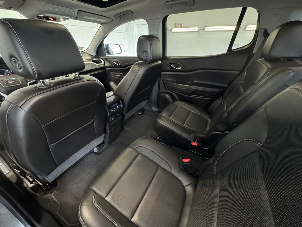 2023 GMC Acadia SLT Elevation Edition