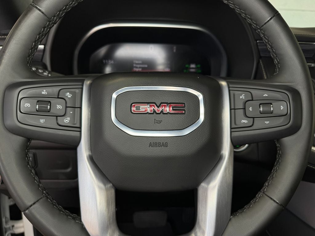 2024 GMC Yukon SLT Navigation System