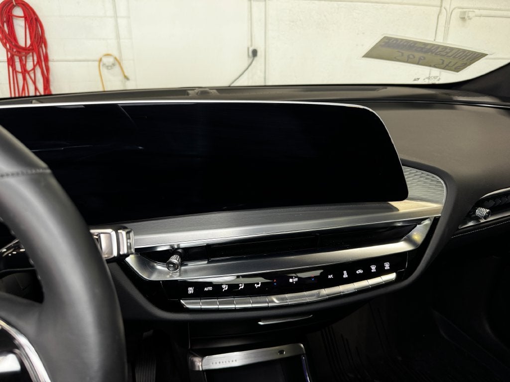 2025 Cadillac LYRIQ Luxury Preferred Equipment Group 1SC