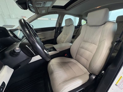 2018 Honda Accord Touring Power moonroof