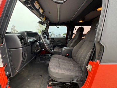 2005 Jeep Wrangler Unlimited Unlimited Cloth High-Back Bucket Seats
