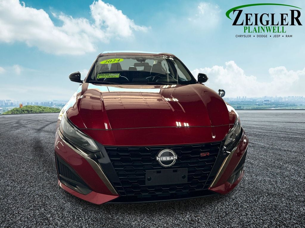 2024 Nissan Altima 2.5 SR Moonroof