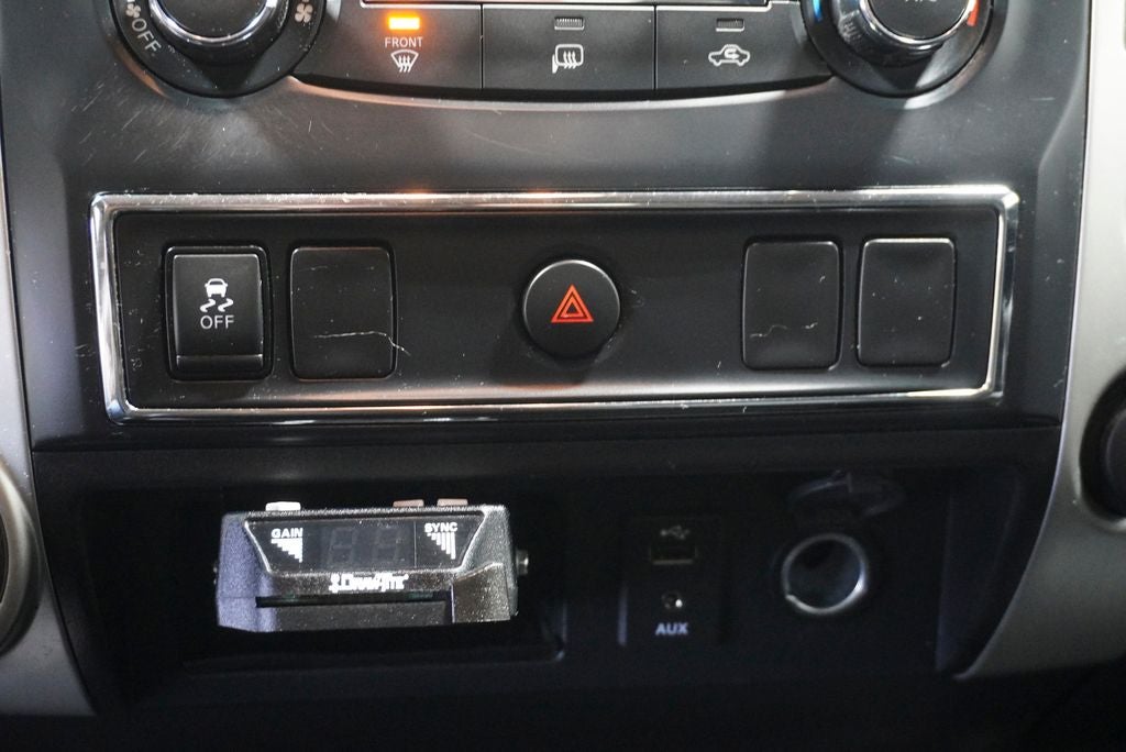 2018 Nissan Titan SV Backup Camera & Blue Tooth