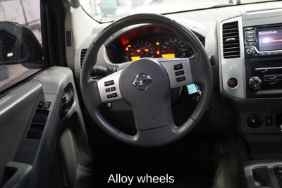2016 Nissan Frontier SV Remote keyless entry