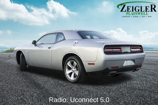 2016 Dodge Challenger SXT Integrated Voice Command w/Bluetooth