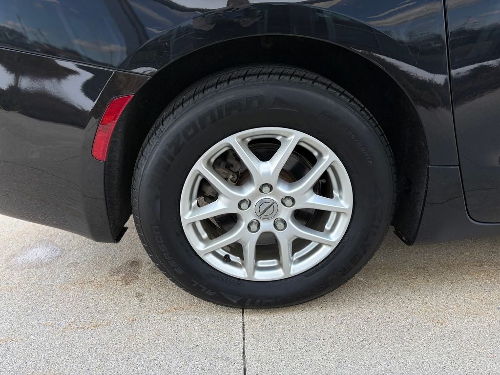 2022 Chrysler Voyager LX