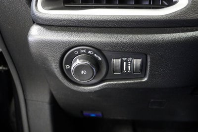 2023 Chrysler Pacifica Touring Apple CarPlay/Android Auto