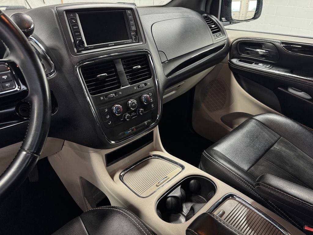 2019 Dodge Grand Caravan SXT ParkView Rear Back-Up Camera