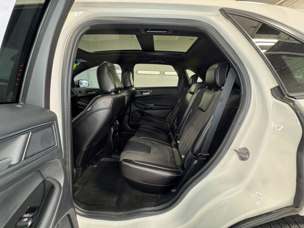 2020 Ford Edge ST Panoramic Vista Roof