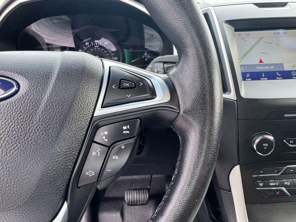 2020 Ford Edge SEL Panoramic Vista Roof