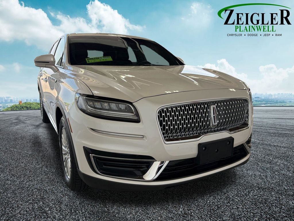 2019 Lincoln Nautilus Standard Alloy wheels