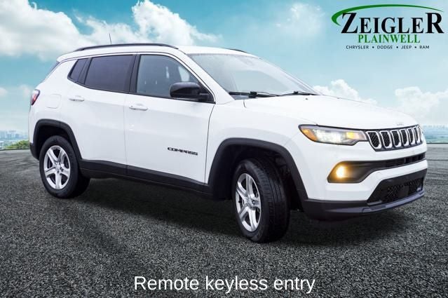 2023 Jeep Compass Latitude LEATHER HEATED SEATS