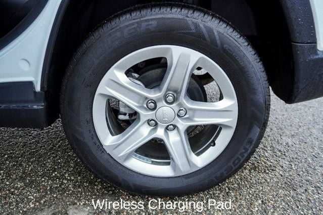 2023 Jeep Compass Latitude LEATHER HEATED SEATS