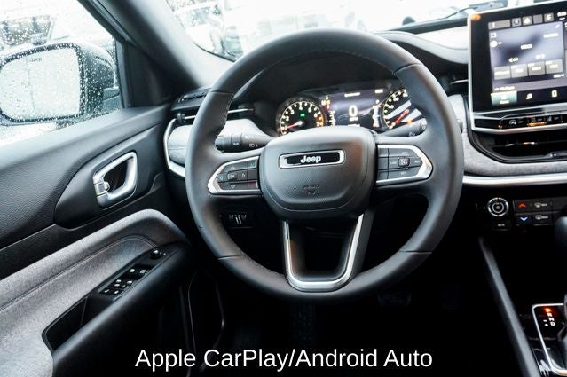 2023 Jeep Compass Latitude LEATHER HEATED SEATS