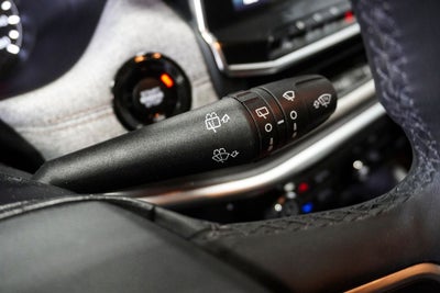 2023 Jeep Compass Latitude Lux Apple CarPlay/Android Auto