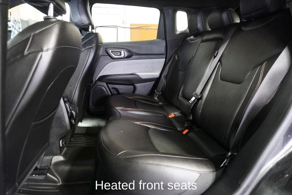 2023 Jeep Compass Latitude Lux Apple CarPlay/Android Auto