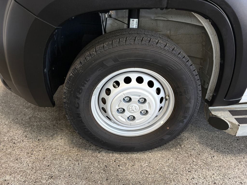 2025 RAM ProMaster 2500 Base