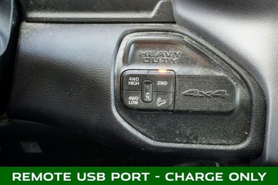 2024 RAM 2500 Big Horn Integrated Voice Command w/Bluetooth & Rear Back-U