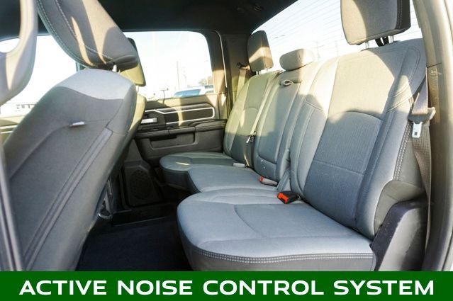 2024 RAM 2500 Big Horn Integrated Voice Command w/Bluetooth & Rear Back-U