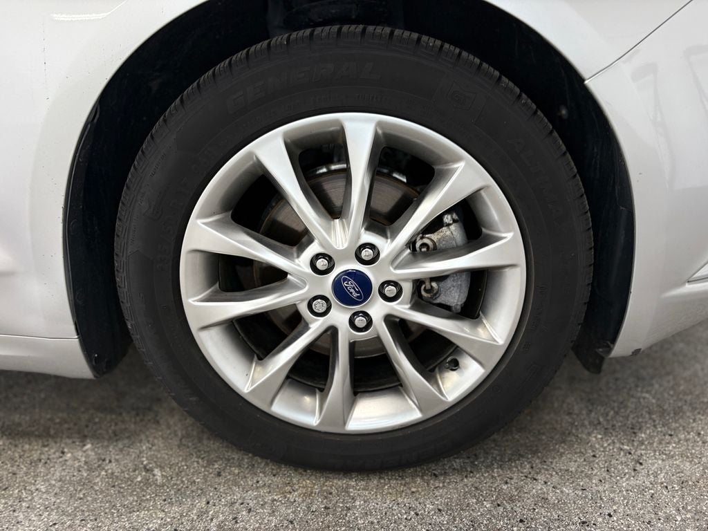 2017 Ford Fusion SE SYNC Communications & Entertainment System