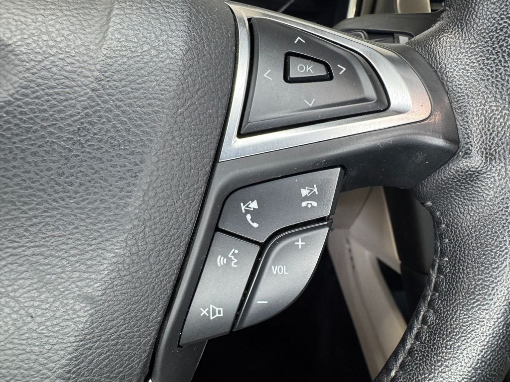 2017 Ford Fusion SE Power Moonroof