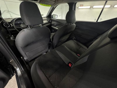 2019 Nissan Kicks SV Exterior Package