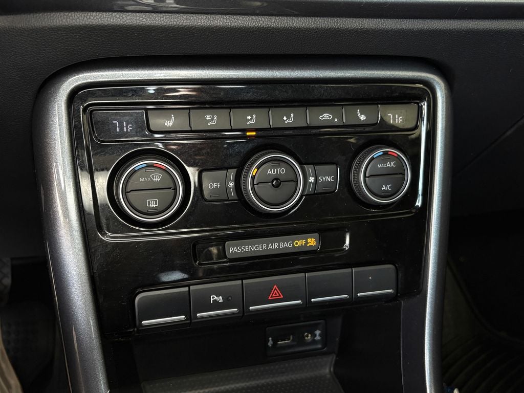 2018 Volkswagen Beetle 2.0T SE Exterior Parking Camera Rear