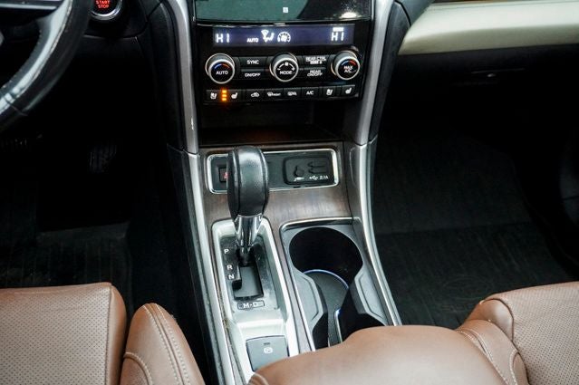 2019 Subaru Ascent Touring Navigation System & Power moonroof