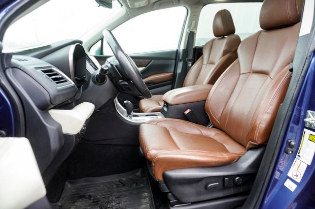 2019 Subaru Ascent Touring Navigation System & Power moonroof