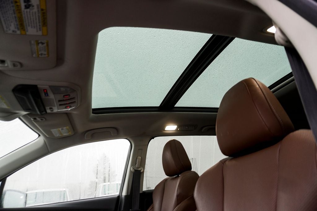 2019 Subaru Ascent Touring Navigation System & Power moonroof