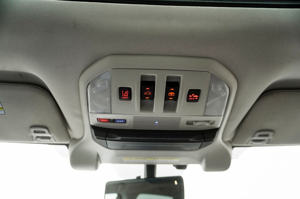 2019 Subaru Ascent Touring Navigation System & Power moonroof