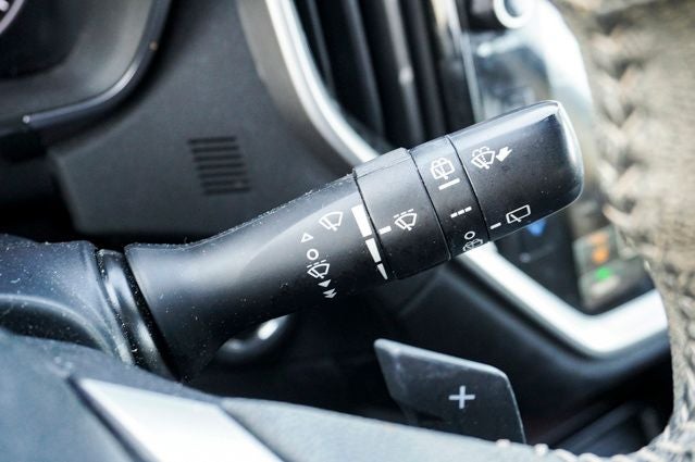 2023 Subaru Ascent Limited STARLINK/Apple CarPlay/Android Auto & Exterior Par