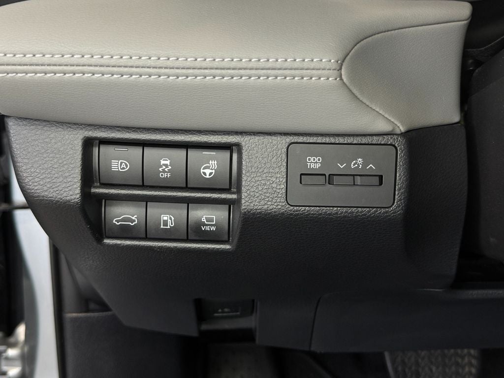2021 Toyota Avalon Hybrid Limited