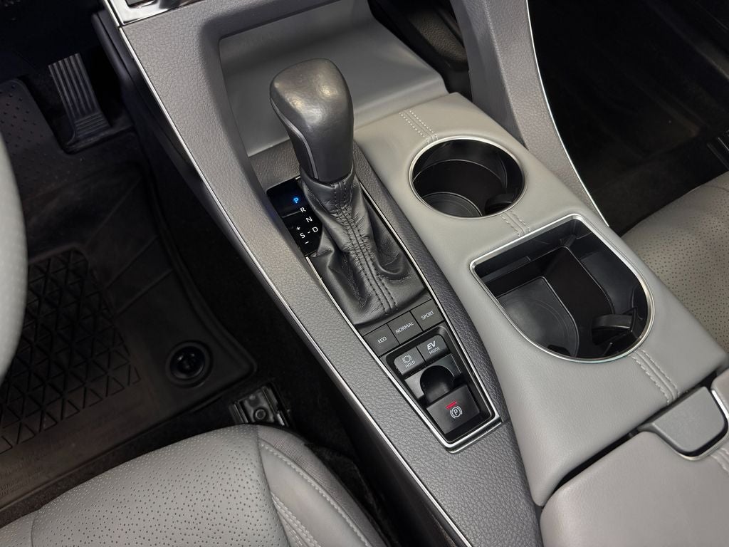 2021 Toyota Avalon Hybrid Limited