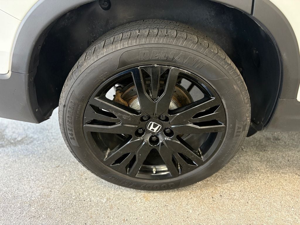 2021 Honda Pilot Black Edition Navigation system: Honda Satellite-Linked Navigati