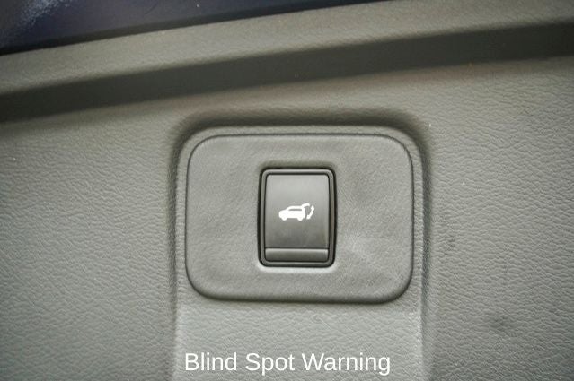 2024 Nissan Murano SL Power moonroof & Navigation System