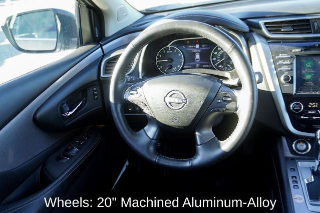 2024 Nissan Murano SL Power moonroof & Navigation System