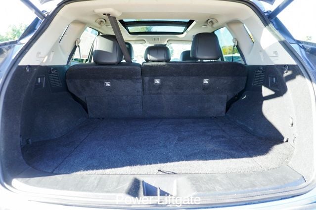 2024 Nissan Murano SL Power moonroof & Navigation System