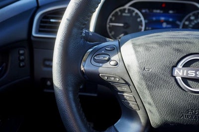 2024 Nissan Murano SL Power moonroof & Navigation System