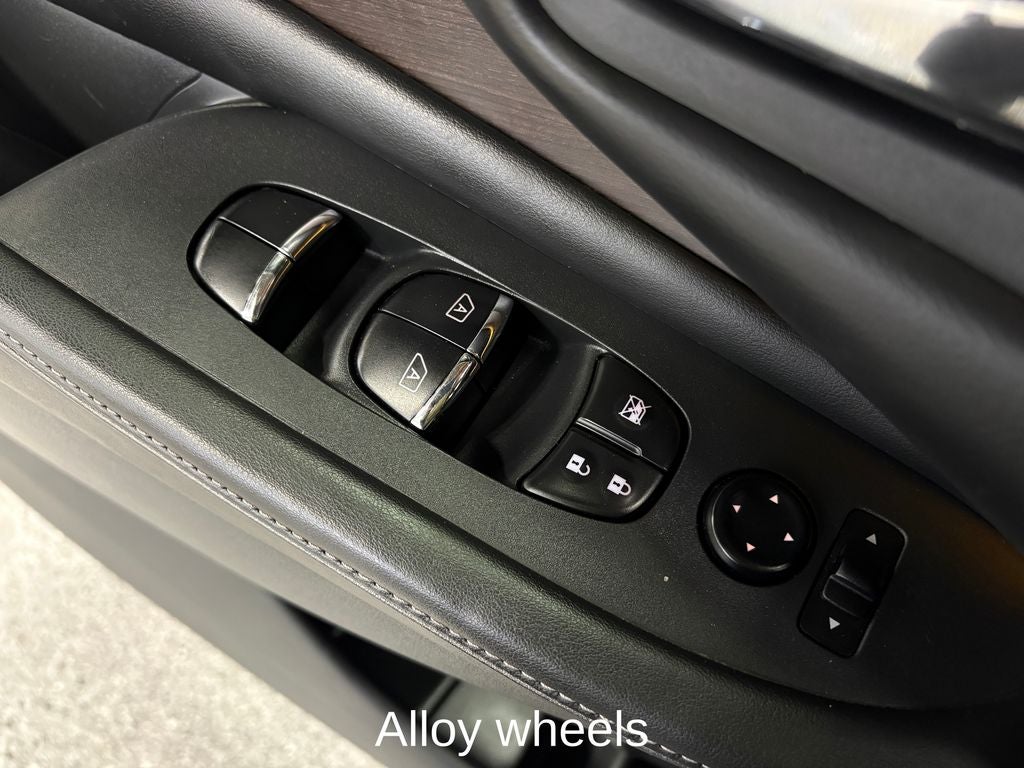 2020 Nissan Murano Platinum Power moonroof