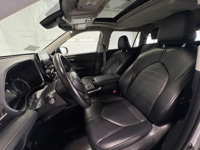 2022 Toyota Highlander Hybrid LE