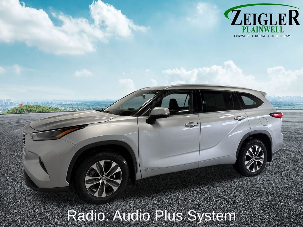 2022 Toyota Highlander Hybrid LE