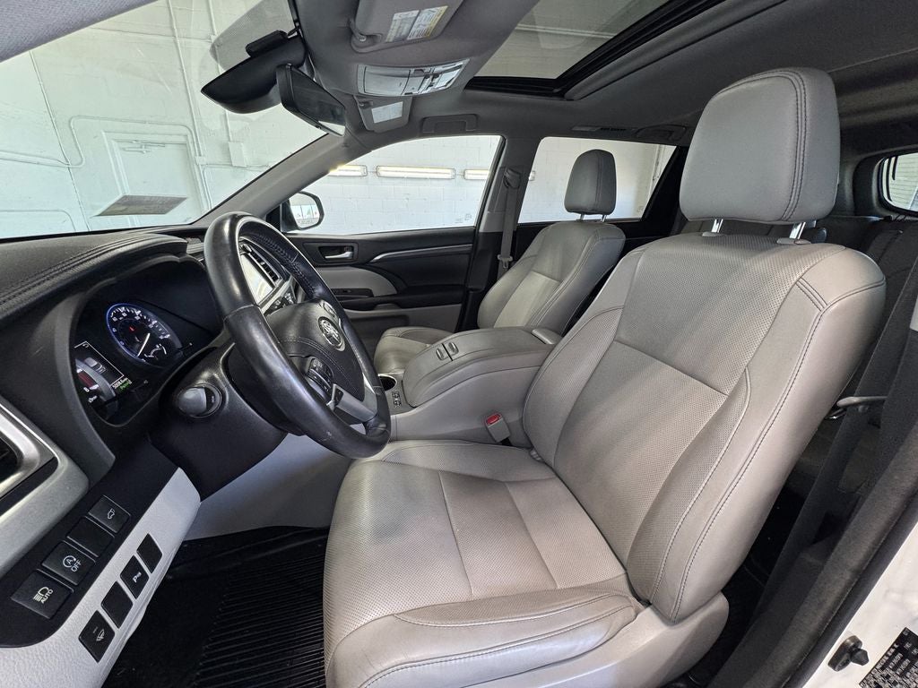 2017 Toyota Highlander Limited