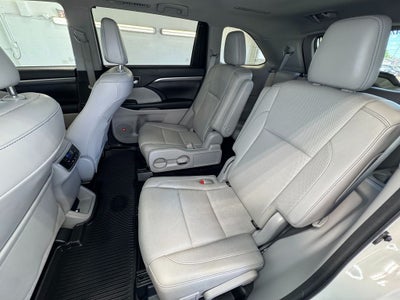 2017 Toyota Highlander Limited