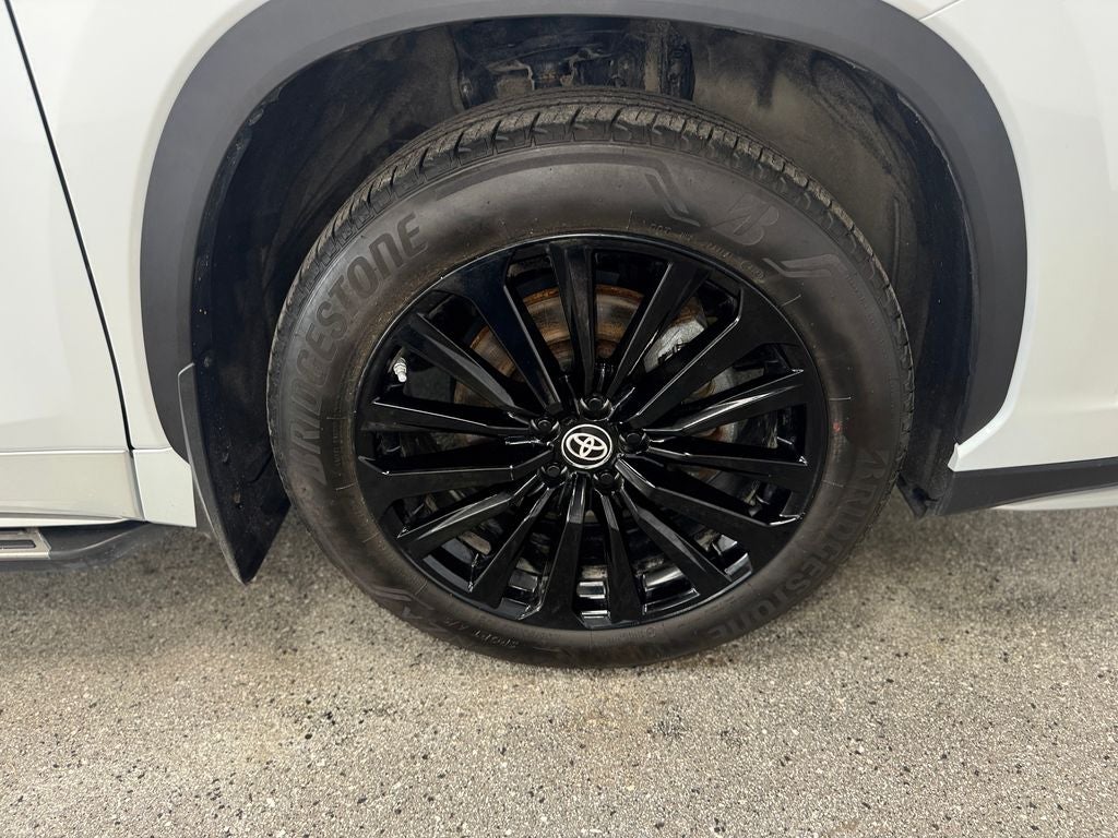 2024 Toyota Highlander Platinum