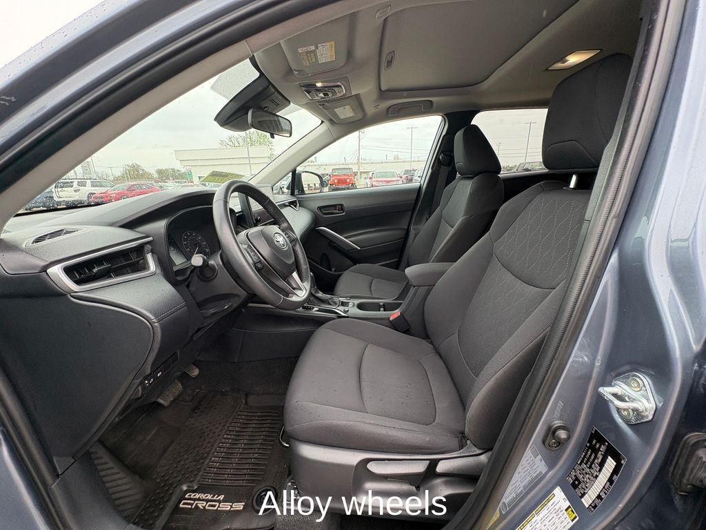 2024 Toyota Corolla Cross LE