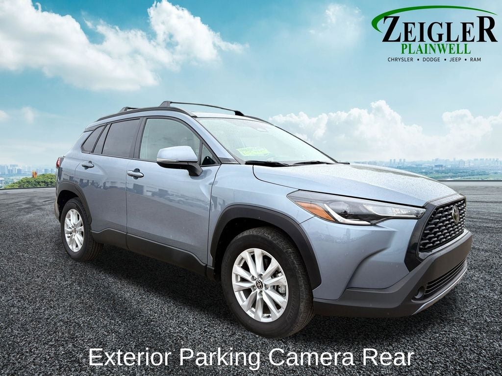 2024 Toyota Corolla Cross LE