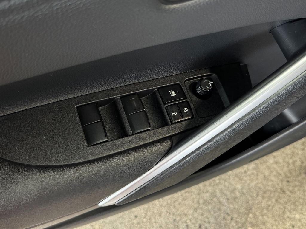 2023 Toyota Corolla Cross Hybrid XSE