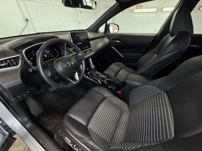 2023 Toyota Corolla Cross Hybrid XSE