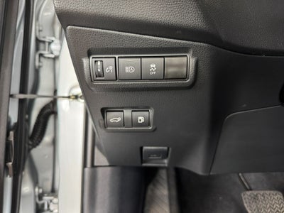 2023 Toyota Corolla Cross Hybrid XSE